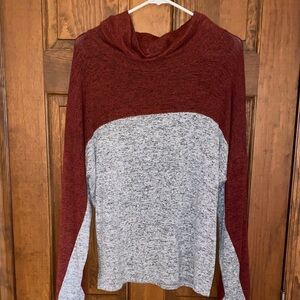 Vanilla Bay Maroon and Heather Gray Long Sleeve Top